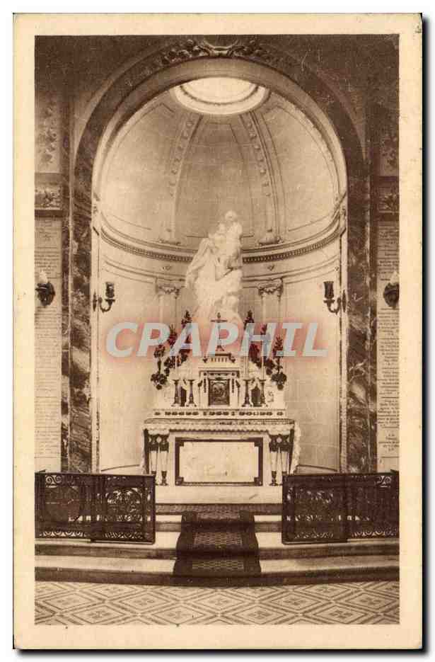 Alencon CPA L'autel de la chapelle de Sainte Therese de l'enfant Jesus 