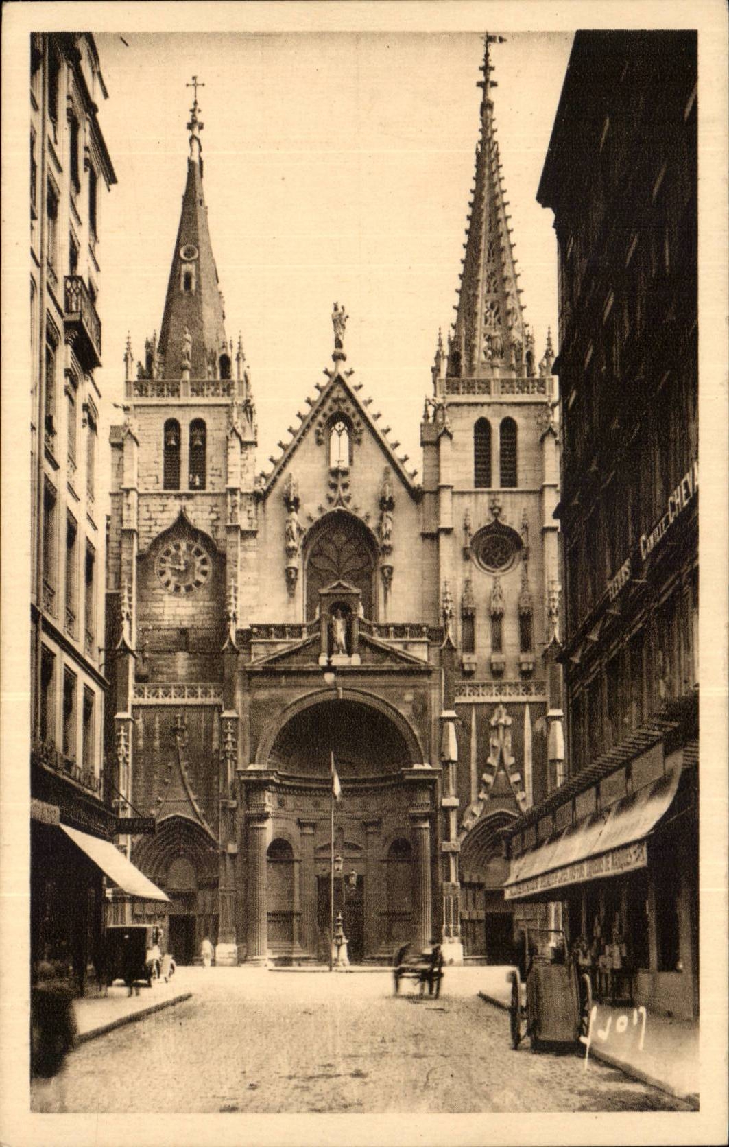 Lyon CPA Eglise Saint Nizier