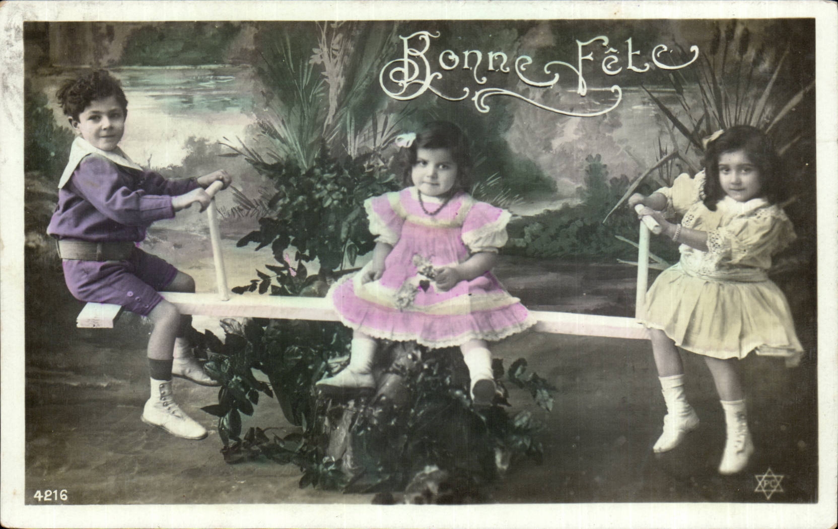 CPA Fantaisie Enfants Bonne fete