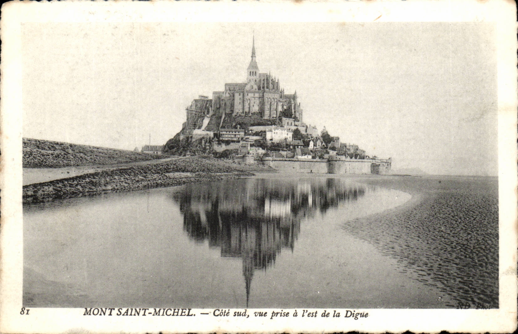 Mont Saint Michel CPA Cotre sud vue prise a l'est de la digue 