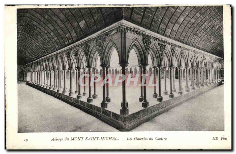 Mont Saint michel CPA Les galeries du cloitre