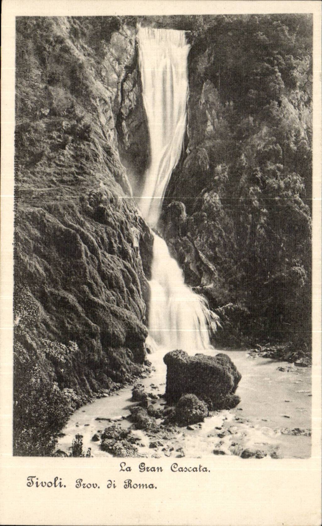 Italie Italia Tivoli CPA La Gran Cascata