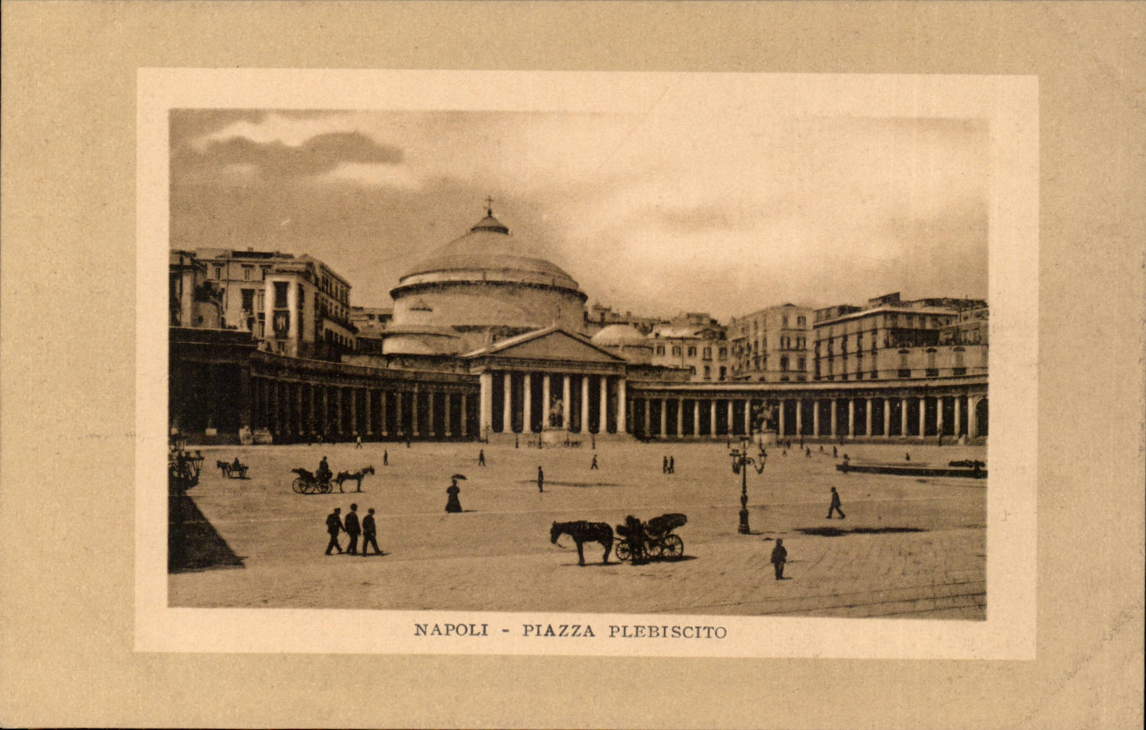 Italie Italia Napoli CPA Piazza Plebiscito