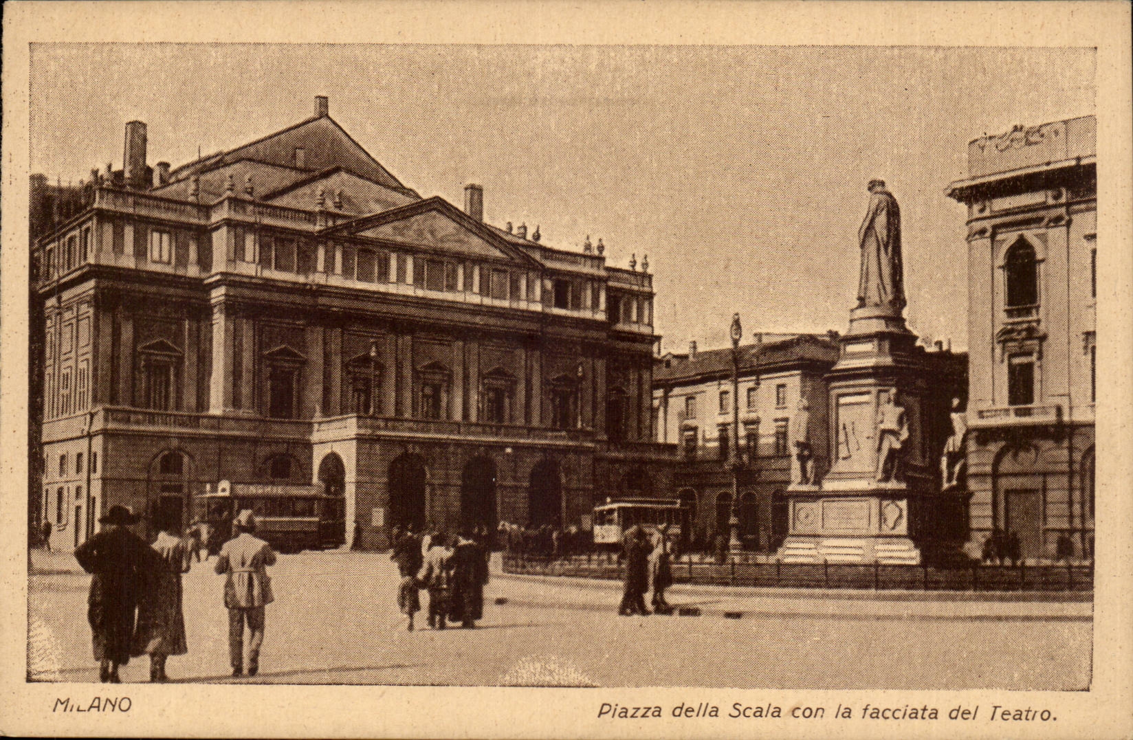 Italie Italia Roma CPA Piazza della Scala con la facciata del Teatro