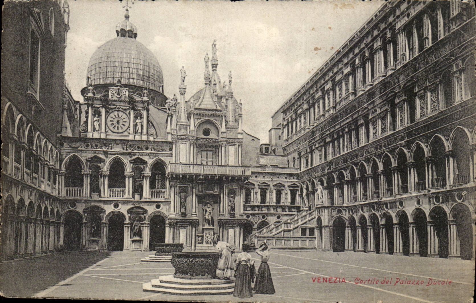Italie Italia Venezia CPA Cortile del Palazzo Ducale