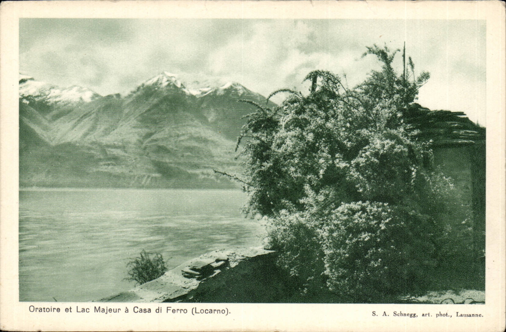 Suisse Oratoire et lac majeur a Casa di Ferro (Locarno)