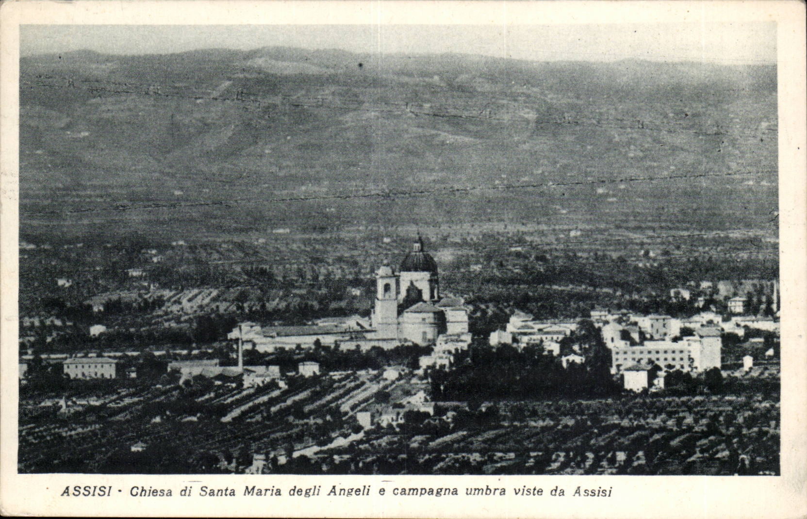 Assisi — Vue de la Chiesa di Santa Maria degli Angeli et de la campagne umbre — Casa Editrice Francescana