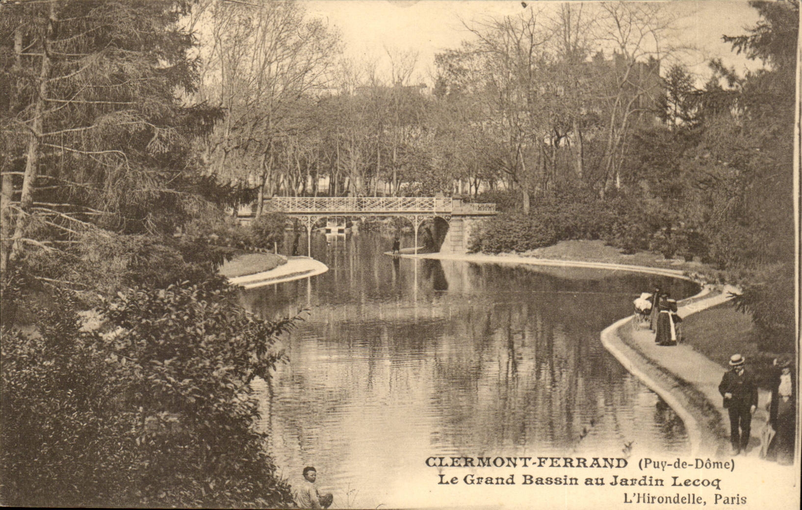 Puy de Dome- Clermont-Ferrand- Le Grand Bassin au Jardin Lecoq --CPA