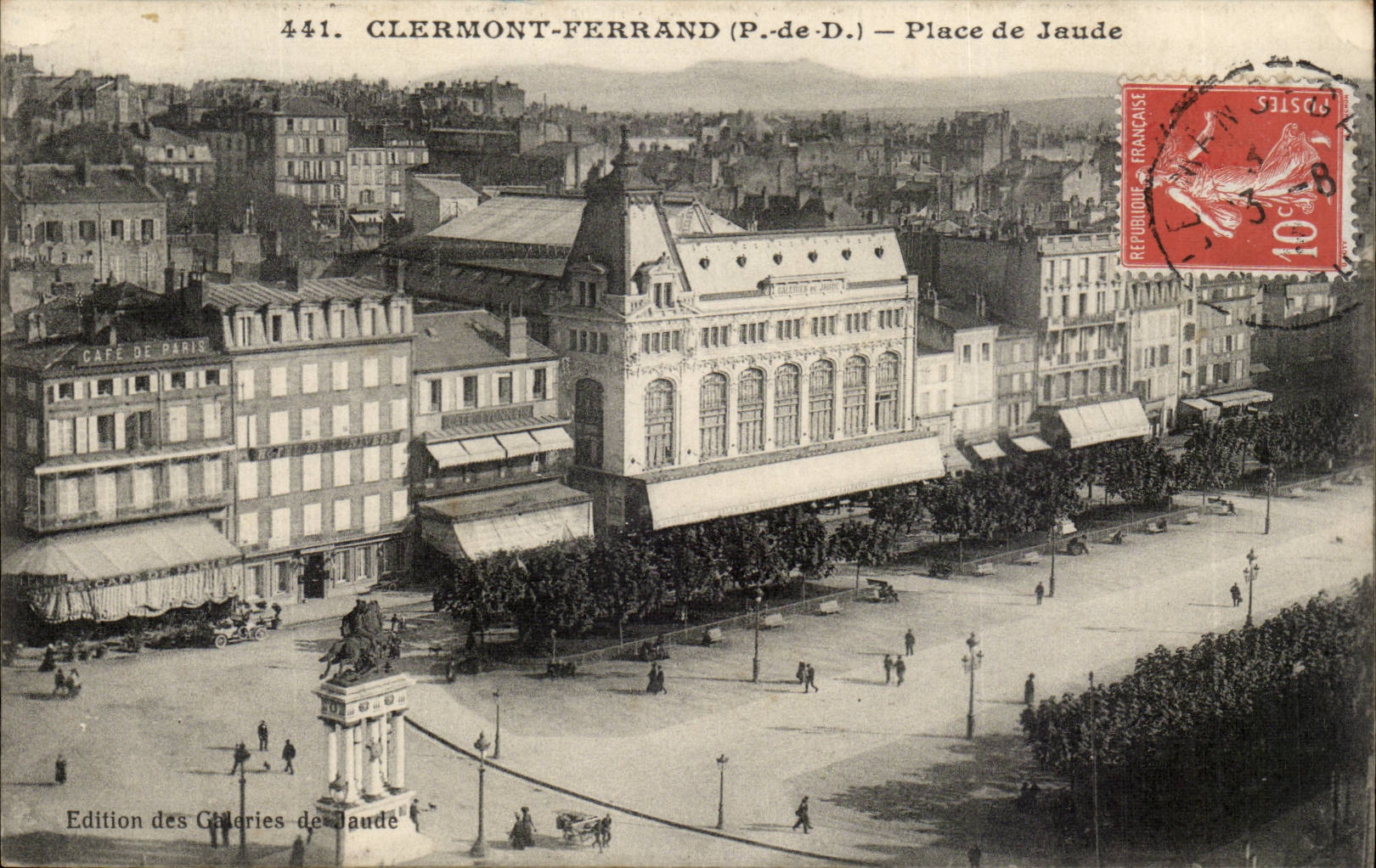Clermont-Ferrand (P.-de-D.) — Place de Jaude — Edition des Galeries de Jaude