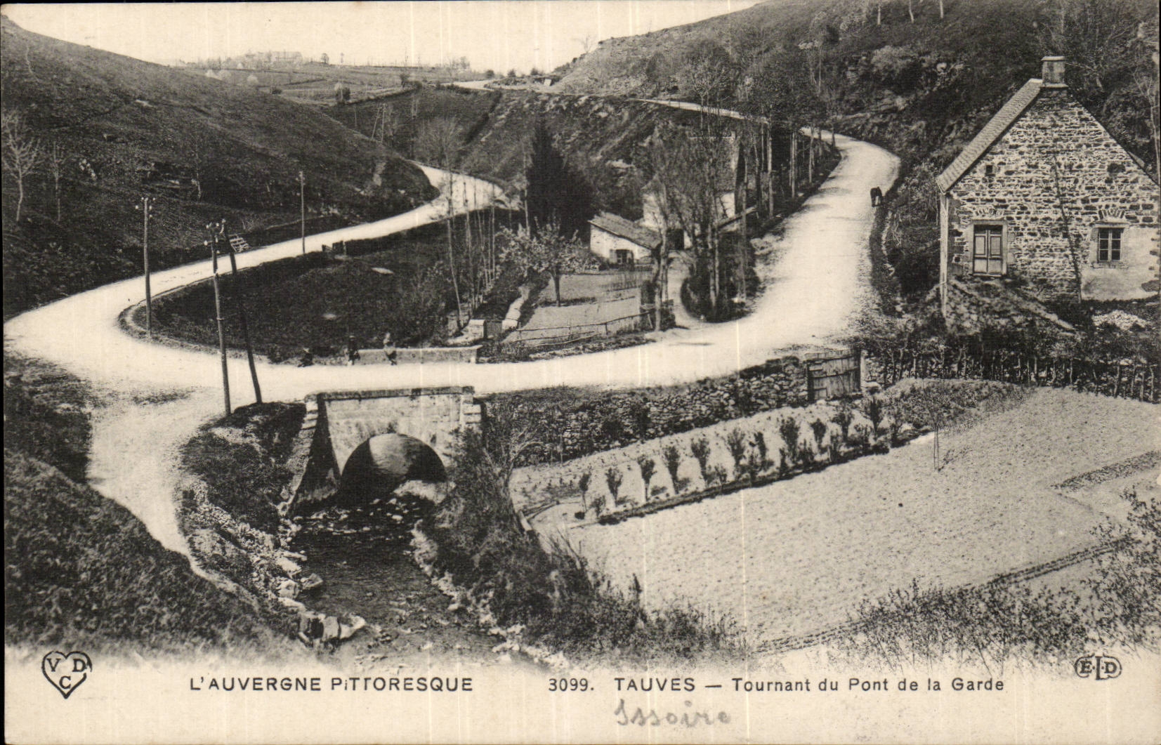 Taufves — Tournant du Pont de la Garde — L'Auvergne pittoresque