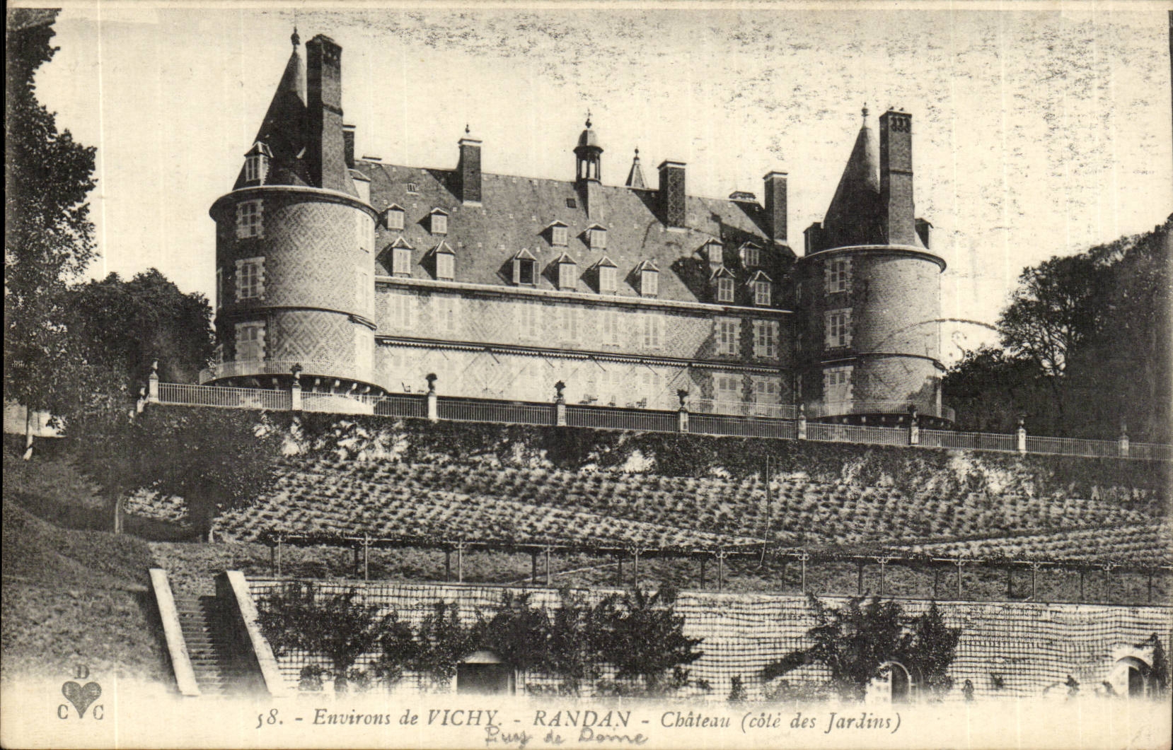 Puy de Dome- Environs de Vichy- Chateau cote des jardins-CPA