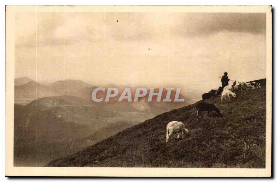 Les Monts Dômes ou Chaîne des Puy - Clermont-Ferrand (P.-de-D.) — Éditeur : La Douce France, n°19