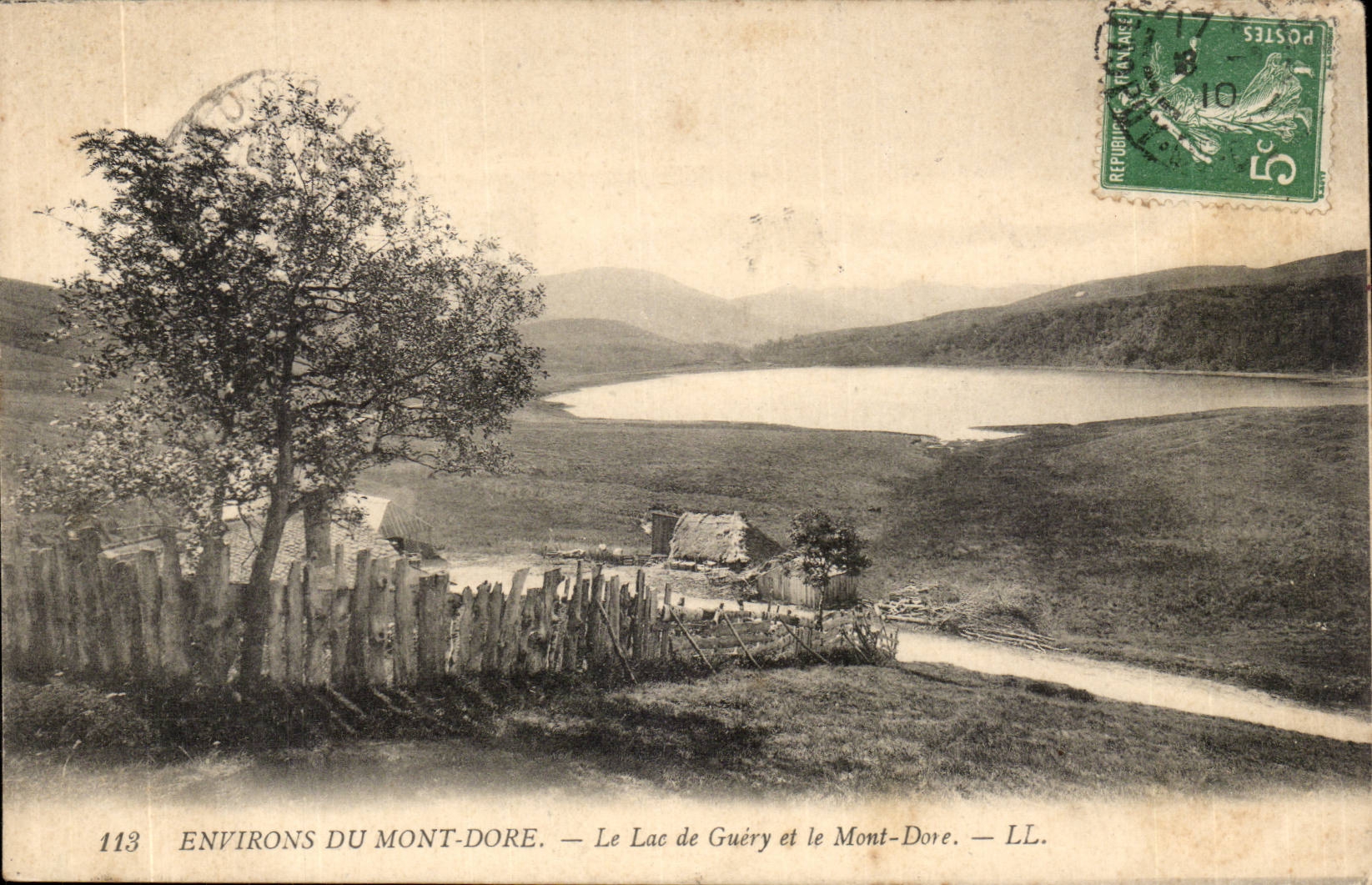 Puy de Dome-Environs de Mont Dore- Le Lac de Guery et le MOnt dore-CPA