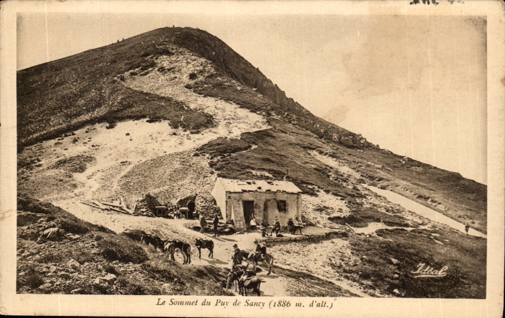 Der Gipfel des Puy de Sancy (1886 m. Höhe) — Verlag Ideal
