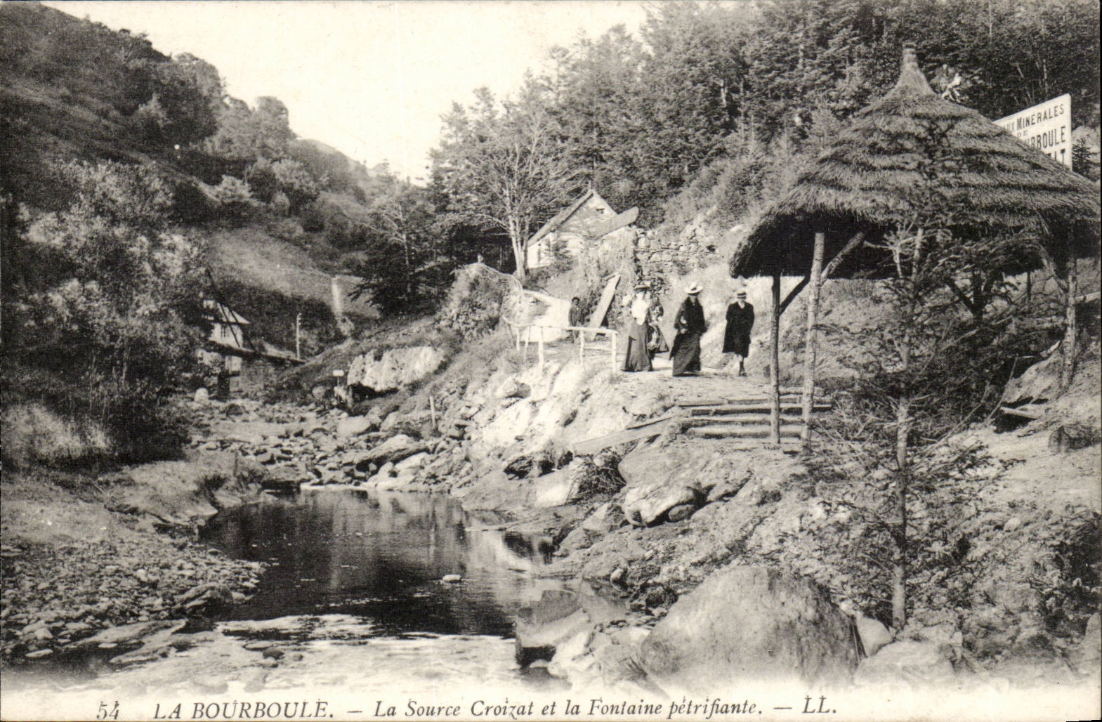 Puy de Dome- La Bourboule- La Source Croizat et la Fontaine petrifiante-CPA