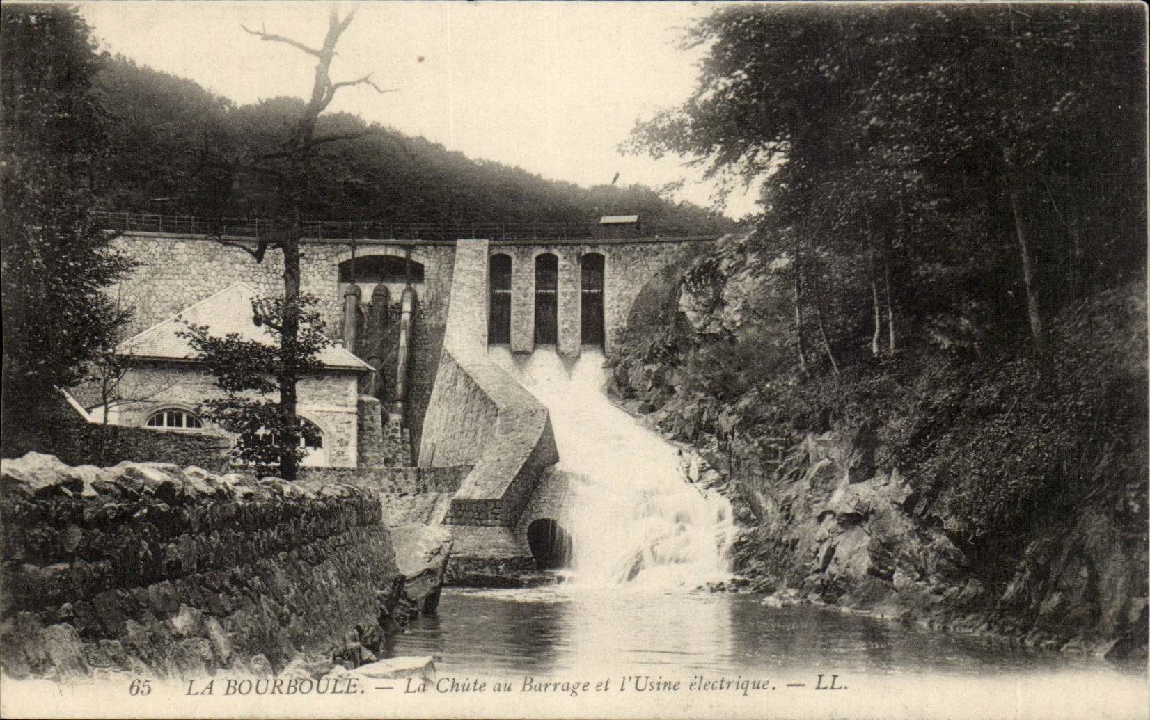 Puy de Dome- La Bourboule- La Chute au Barrage et l'Usine electrique-CPA