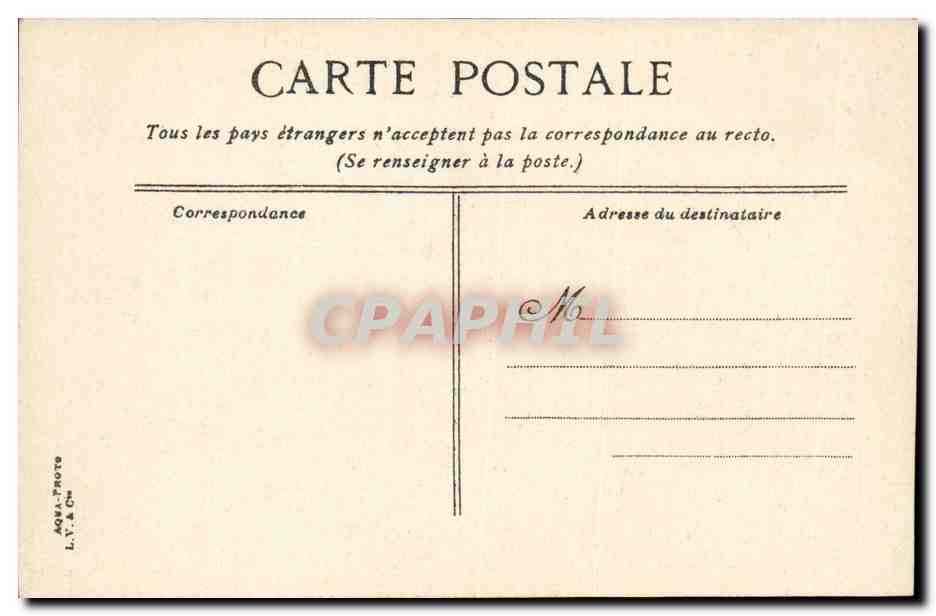 Paysannes d'Auvergne au Retour des Champs — éditeur L.V. & Ch. — Verso