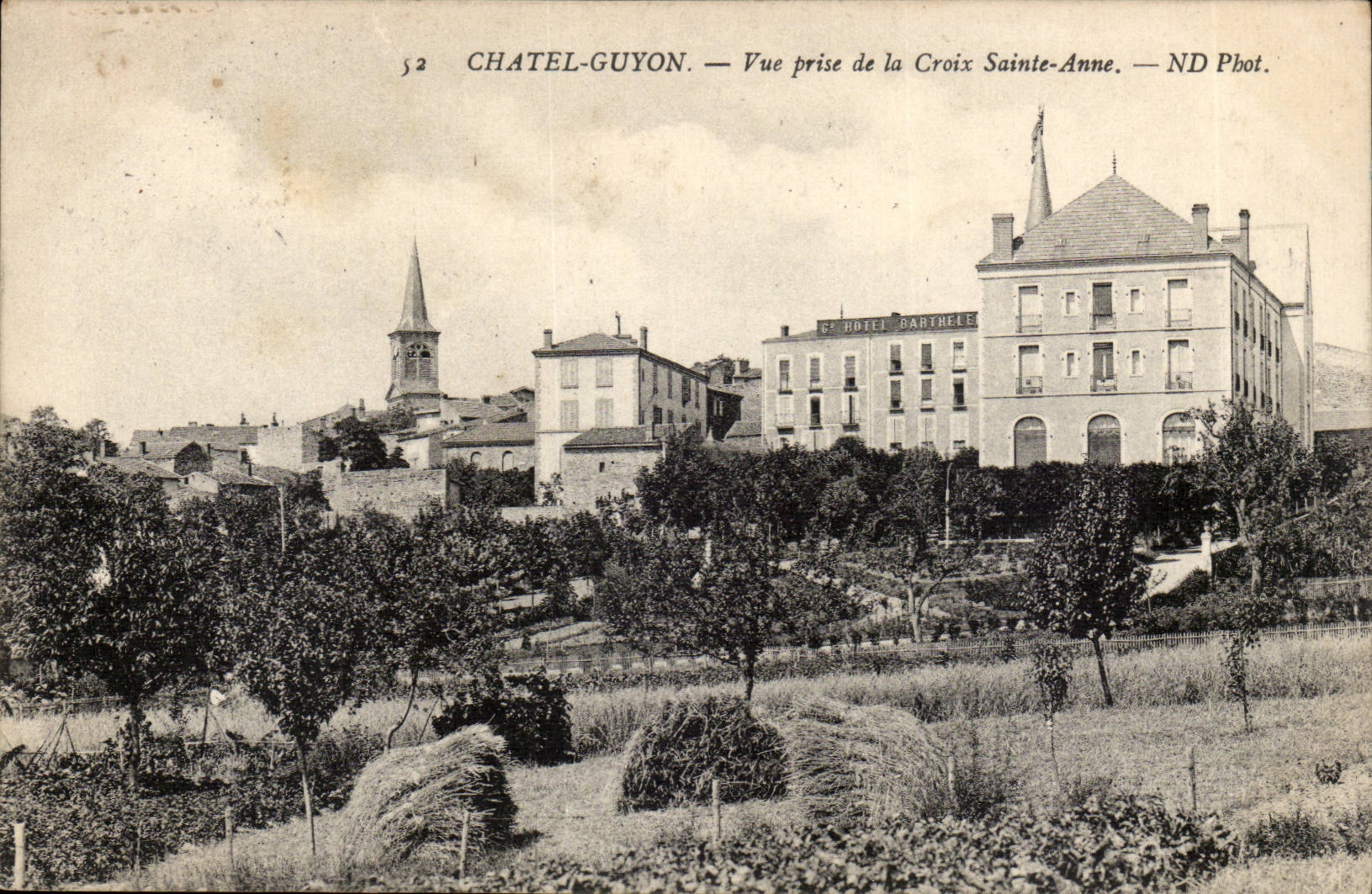Puy de Dome- Chatelguyon- Vue prise de la croix Sainte Anne-CPA