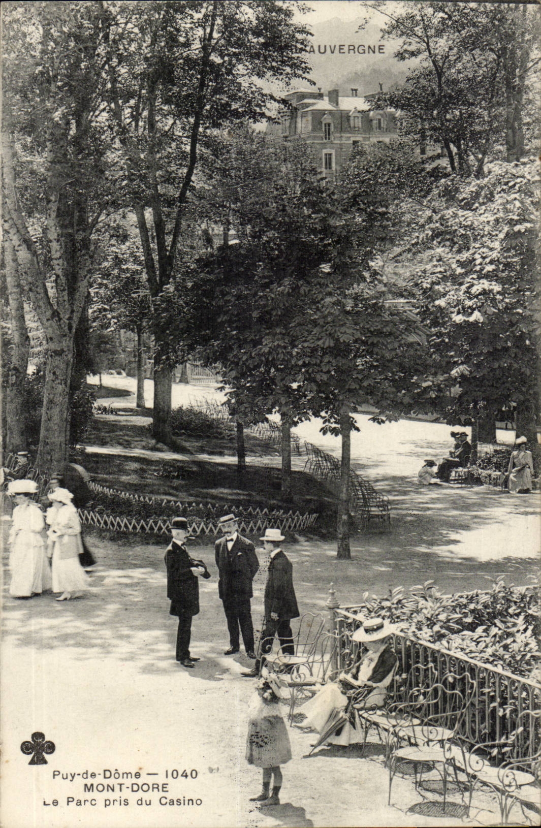 Puy-de-Dôme — Le Parc pris du Casino — 1040