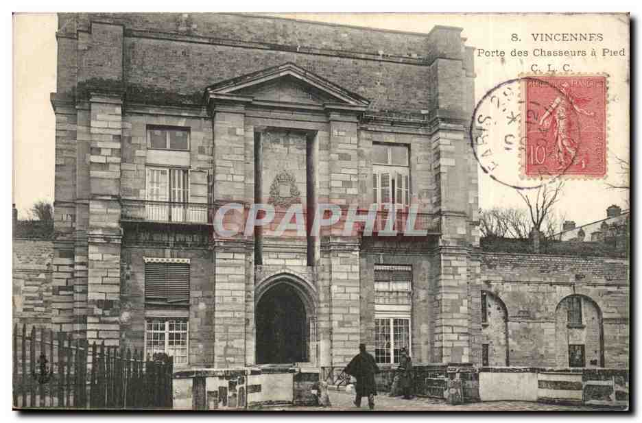 Vincennes- Porte des Chasseurs a Pied-CPA 