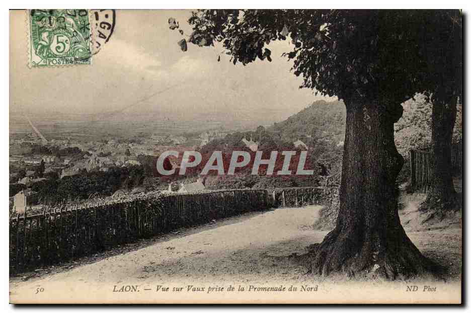 LAON — Vue sur Vaux prise de la Promenade du Nord — ND Phot