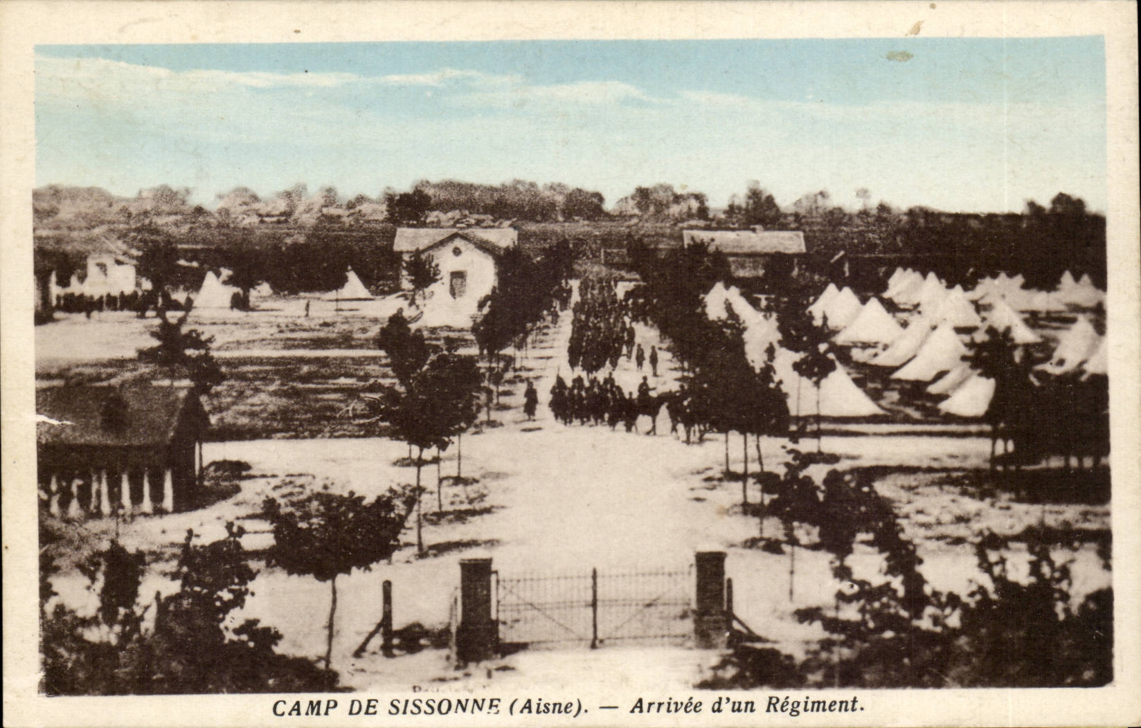 Camp de Sissonne (Aisne) — Arrivée d'un Régiment.