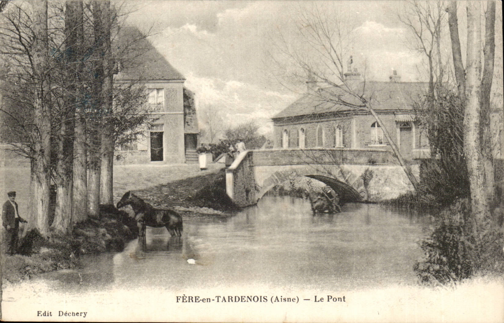 Fere en Tardenois - Le Pont - CPA 