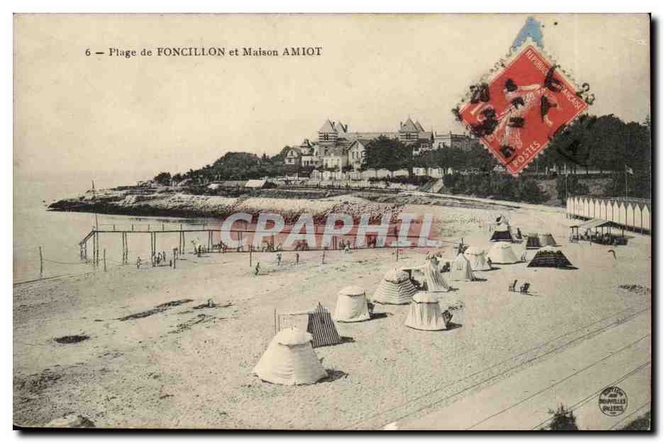CPA Plage de foncillon et maison Amiot