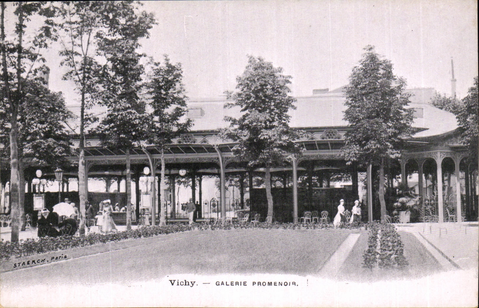 Vichy CPA Galerie Promenoir