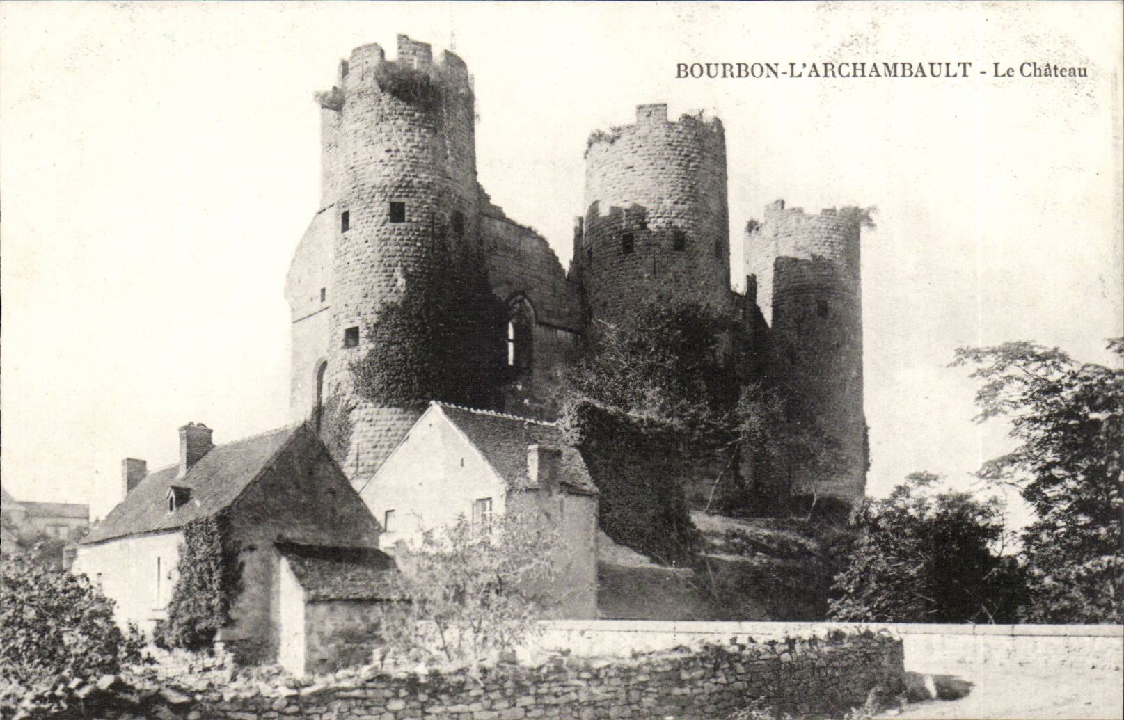 Bourbon l'archambault CPA Le chateau