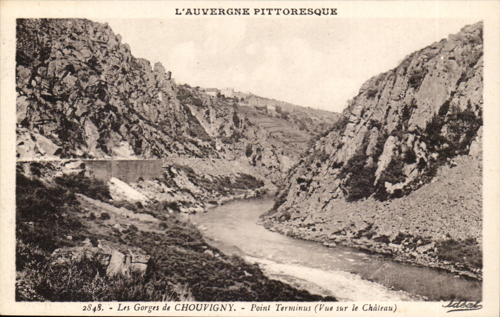 Auvergne CPA Les gorges de Chouvigny Point terminus (vue sur le chateau)