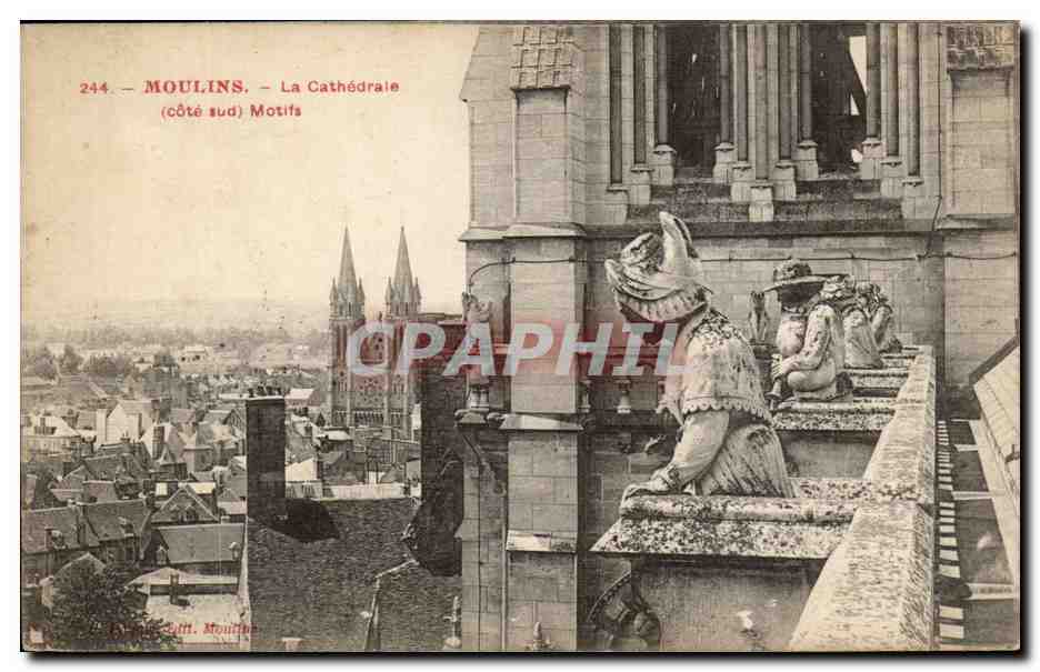Moulins CPA La cathedrale Motifs