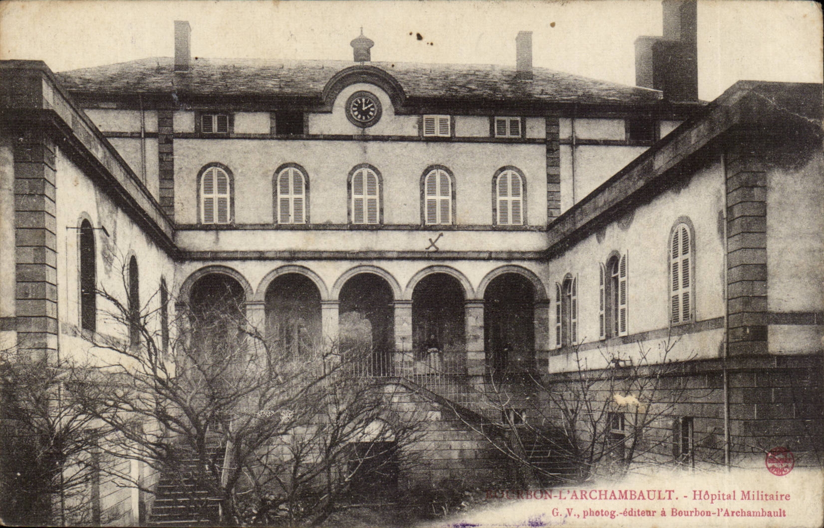 Bourbon l'archambault CPA Hopital militaire 