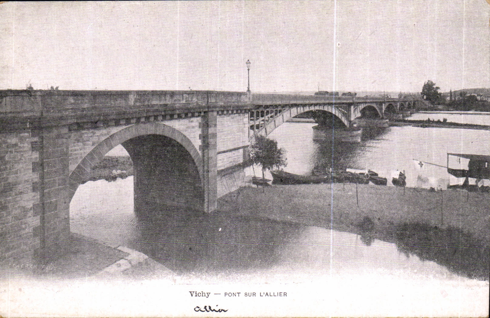 Vichy CPA Pont sur l'allier
