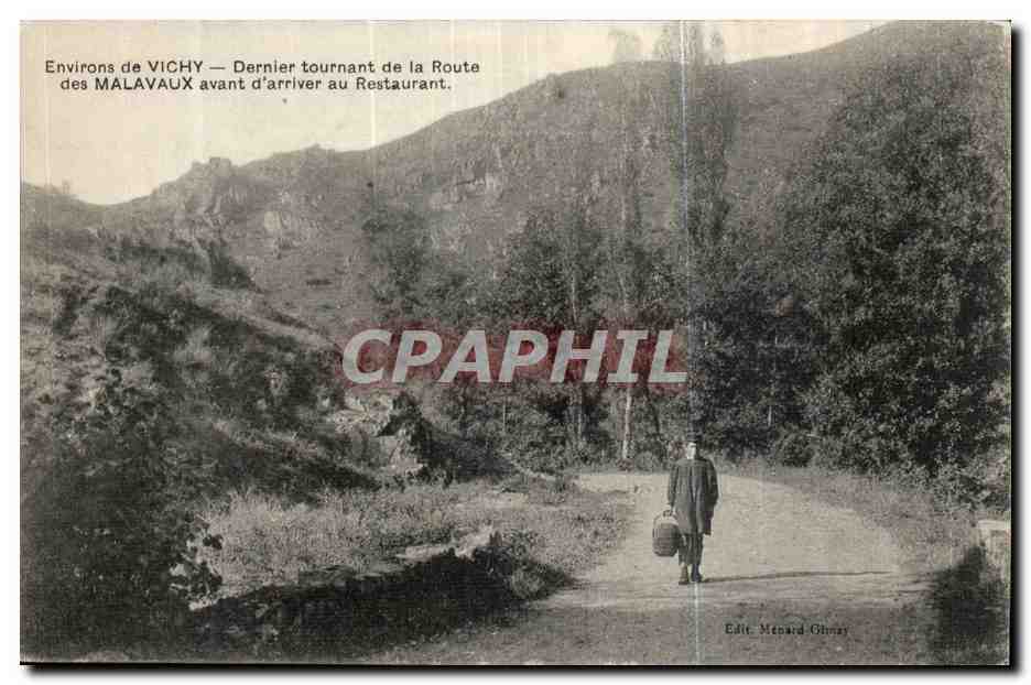 Environs de Vichy CPA DErnier tournant de la route des Malavaux avant d'arriver au restaurant