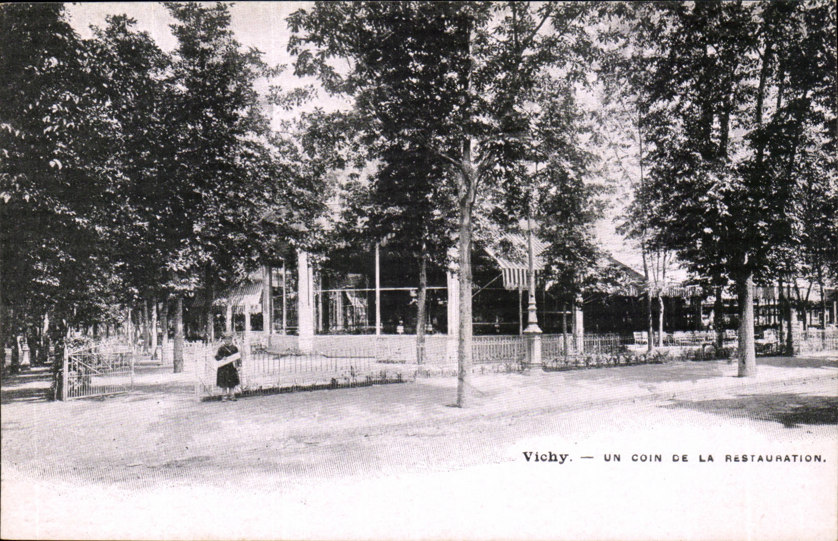 Vichy CPA Un coin de la Restauration