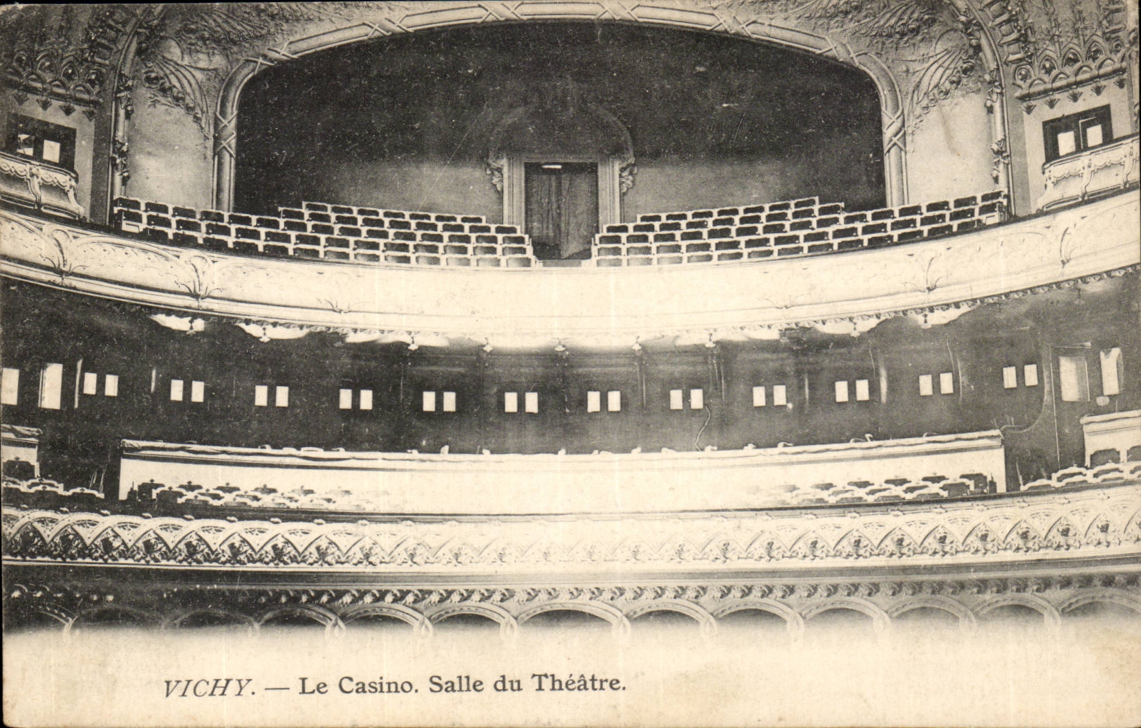 Vichy CPA Le casino Salle du theatre
