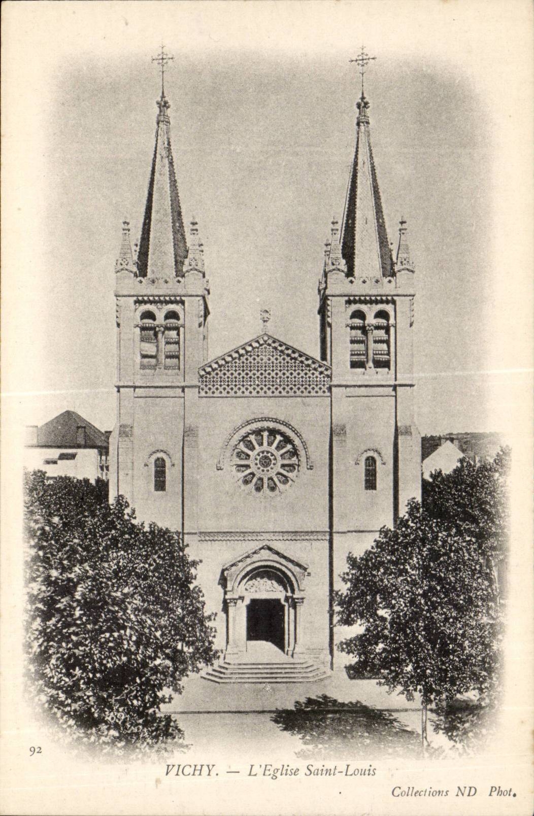 Vichy CPA Eglise Saint Louis