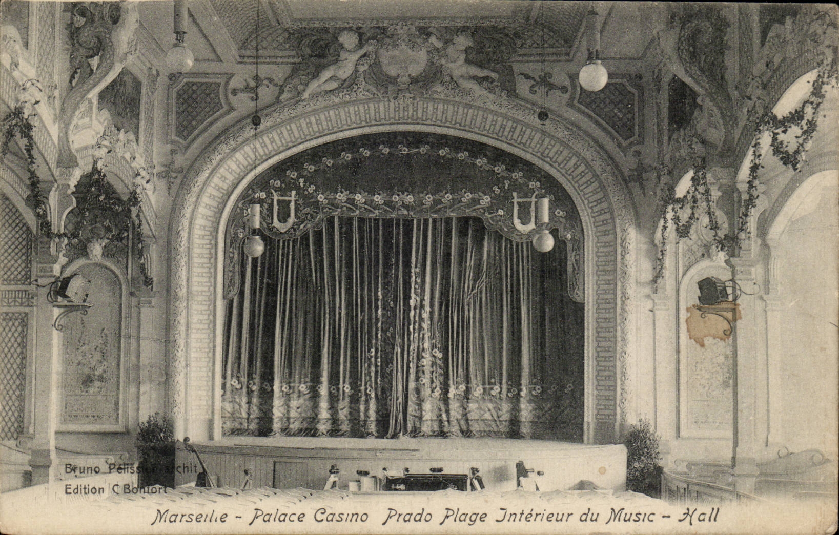 Marseille CPA palace Casino Prado Plage interieur du Music Hall