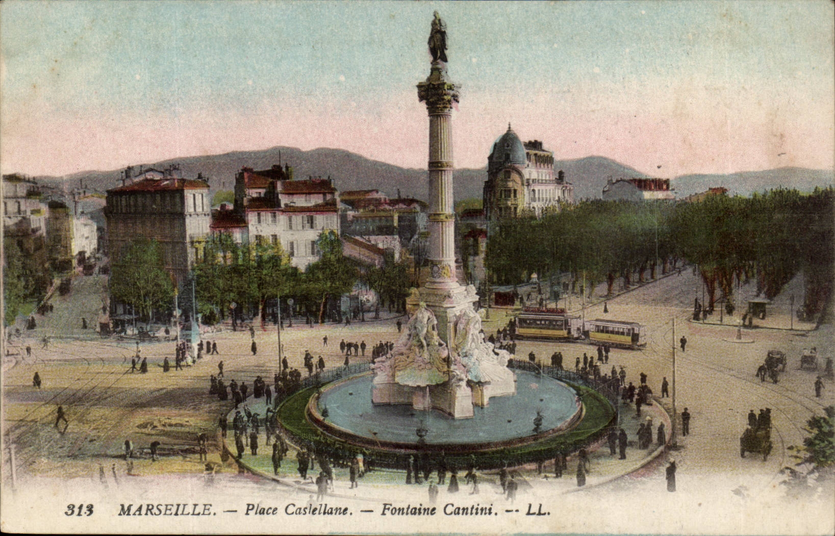 Marseille CPA Place Castellane Fontaine CAntini