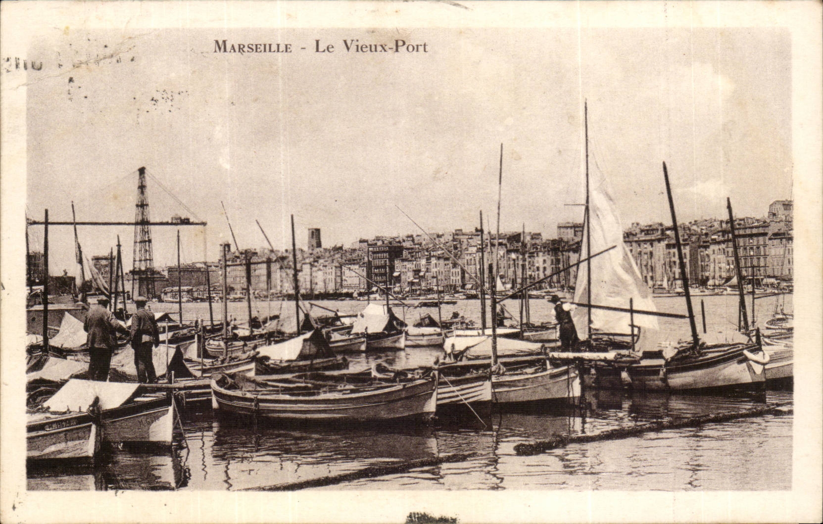 Marseille CPA le vieux port (bateaux)