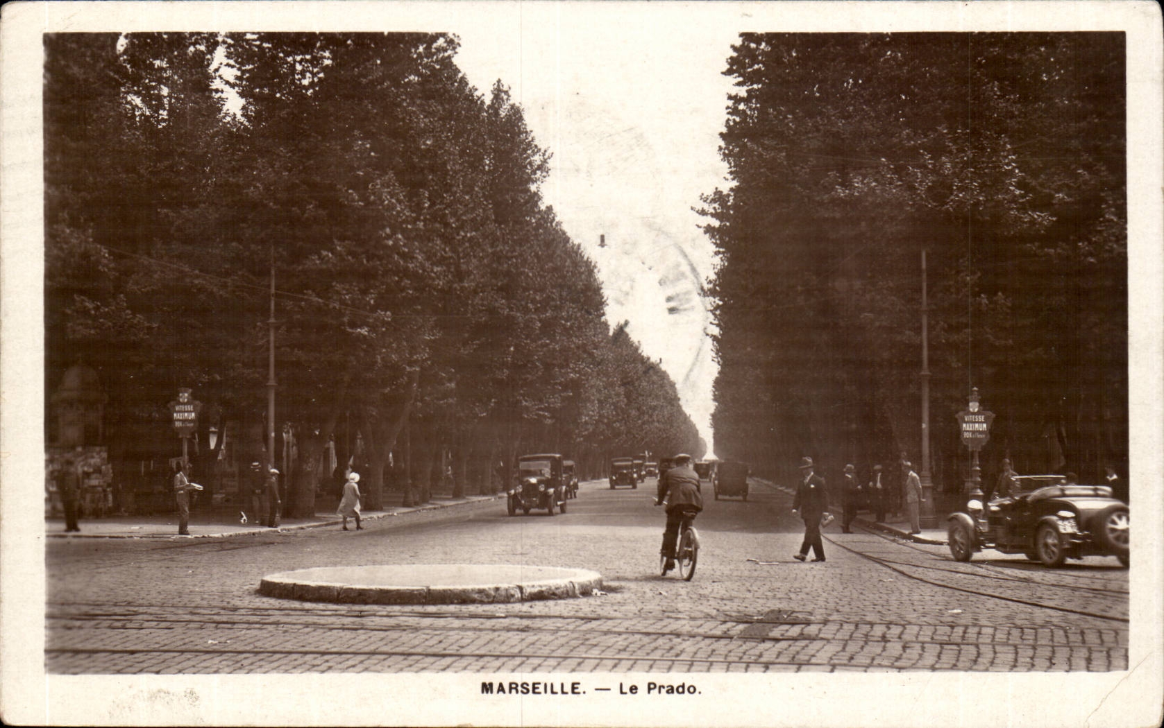 Marseille - Le Prado - velo - automobile - CPA 