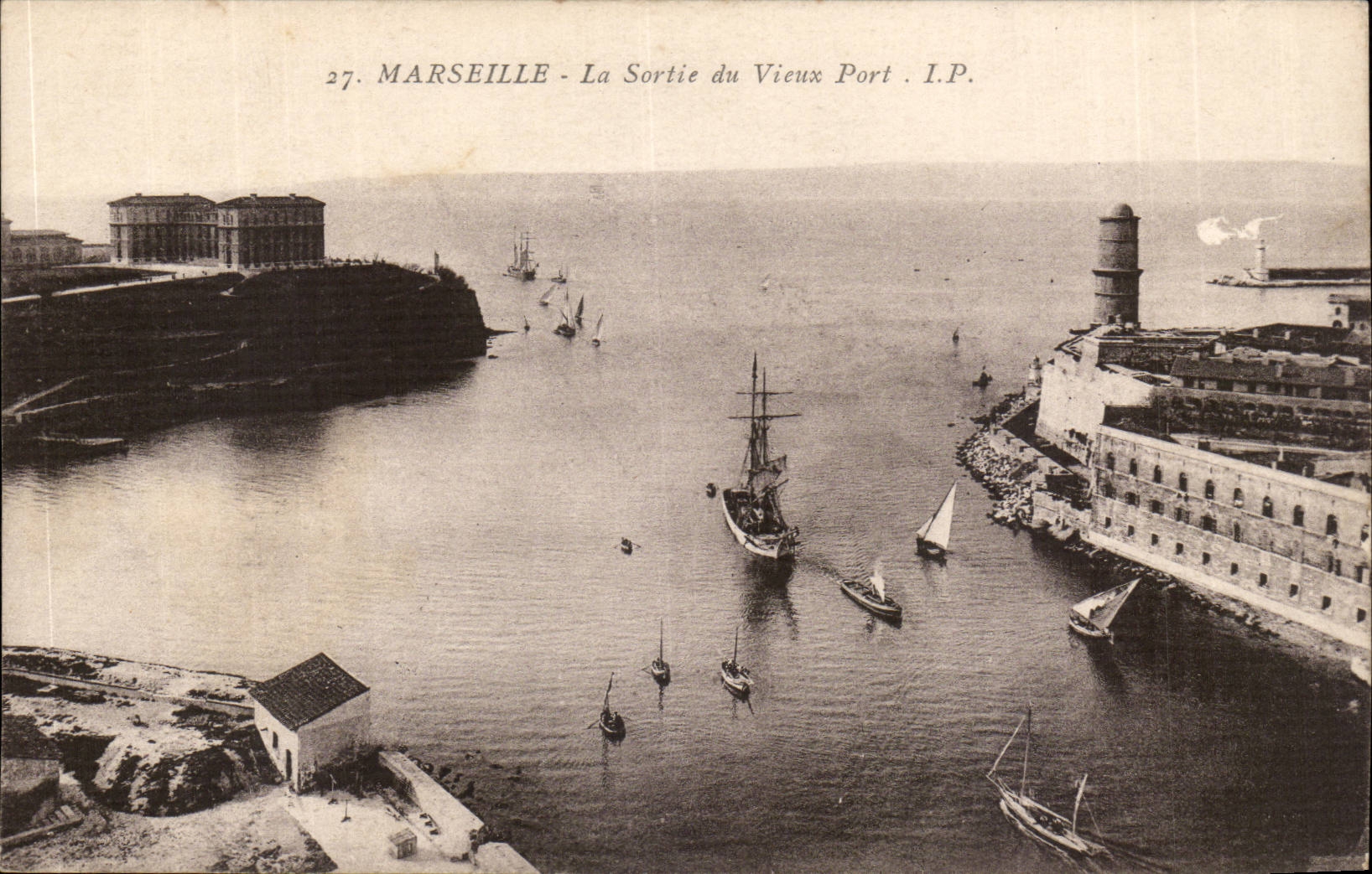 Marseille - La Sortie de Vieux Port - CPA 