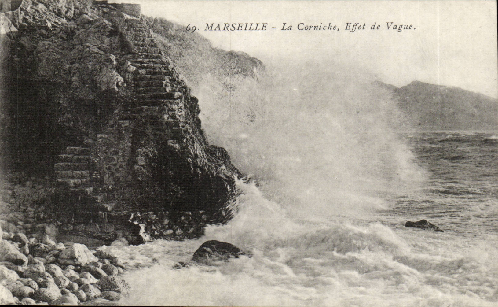 Marseile - La Corniche - Effets de Vague - CPA 