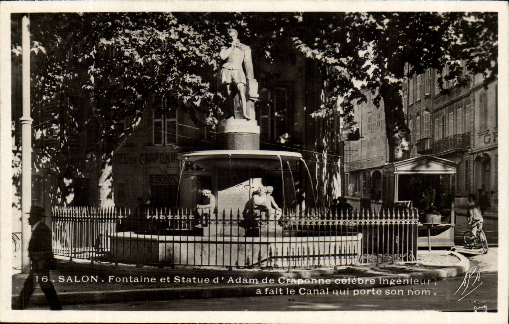 salon - Fontaine et Statue d'Adam de Creponne celebre ingenieur a fait le Canal qui porte son nom - CPA 