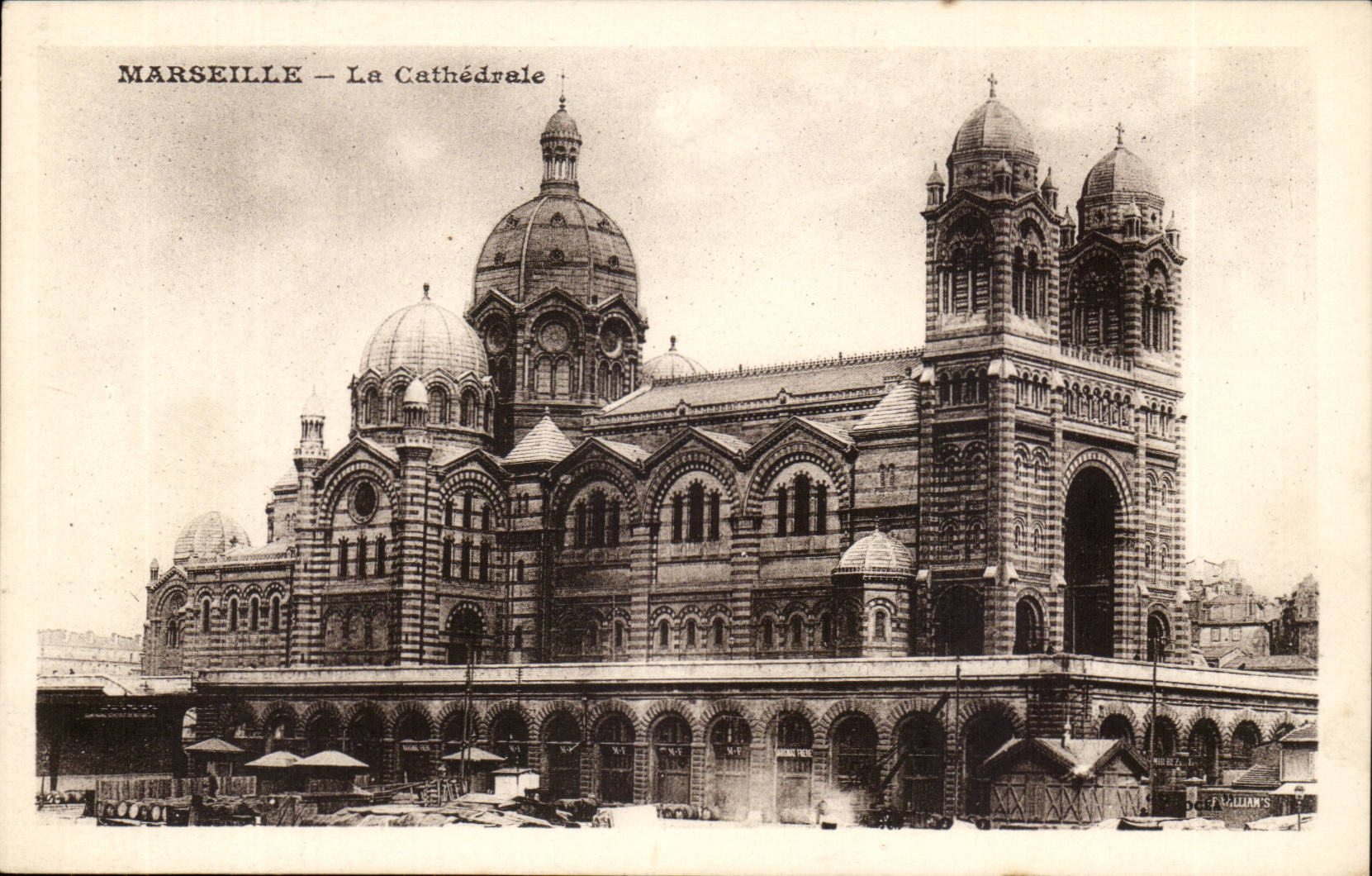 Marseille - La Cathedrale - CPA 