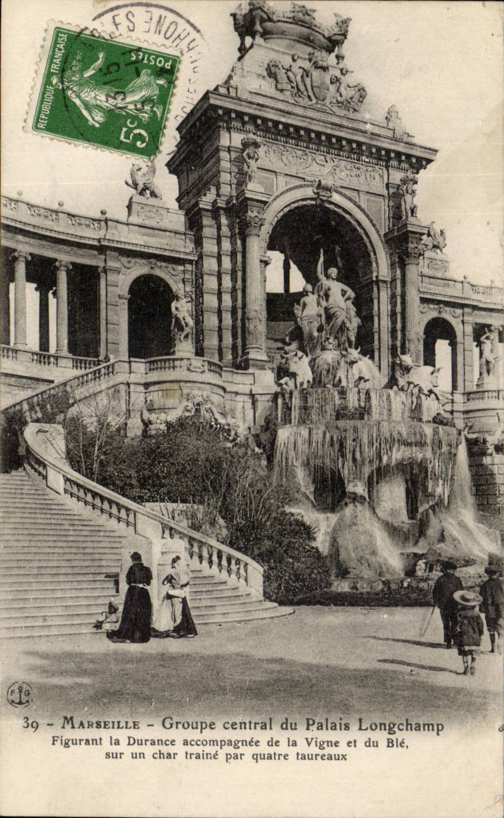 Marseille - Groupe Centrale du Palais Longchamp - CPA 
