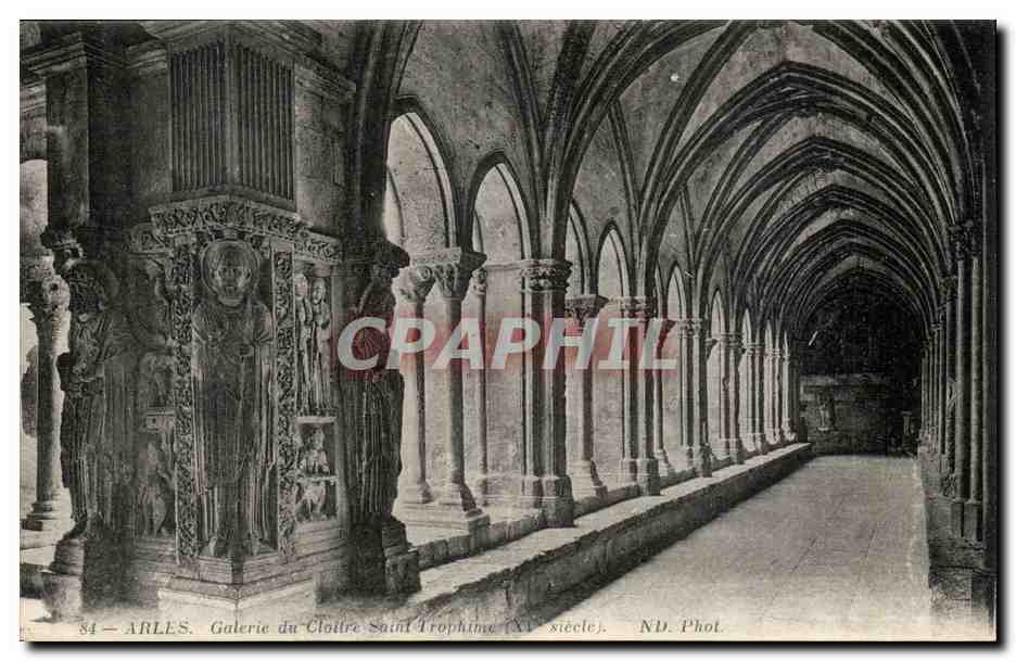 Arles - Galerie du Cloitre Saint Trophime - CPA 