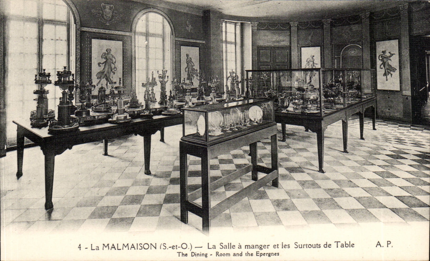 Malmaison - La Salle a Manger et les Surtouts de Table - CPA 