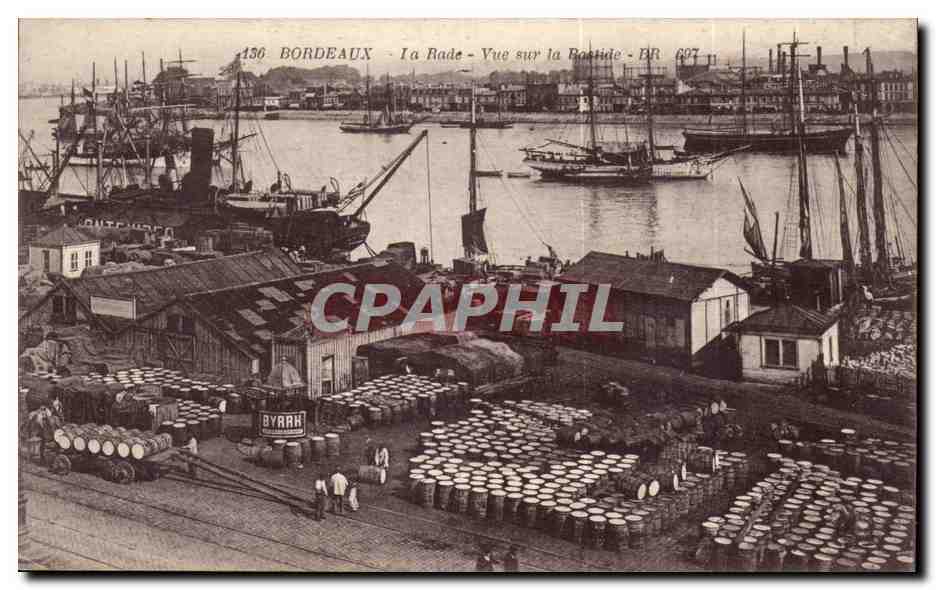 Bordeaux - La Rade - Vue sur la Bastide - tonneau - CPA 